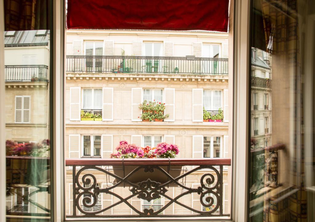 Hotel Fiat ปารีส ภายนอก รูปภาพ